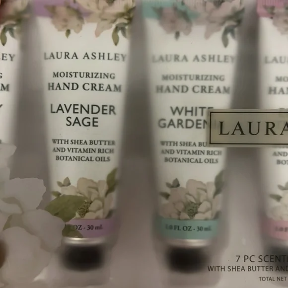 Laura Ashley Hand Cream 7Pc Set.